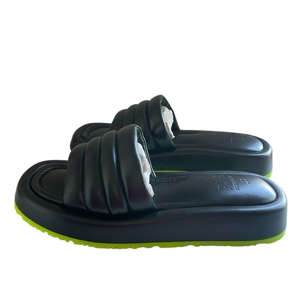 P448 Fergie Sandals Black Made in Italy NWT - Picture 2 of 15